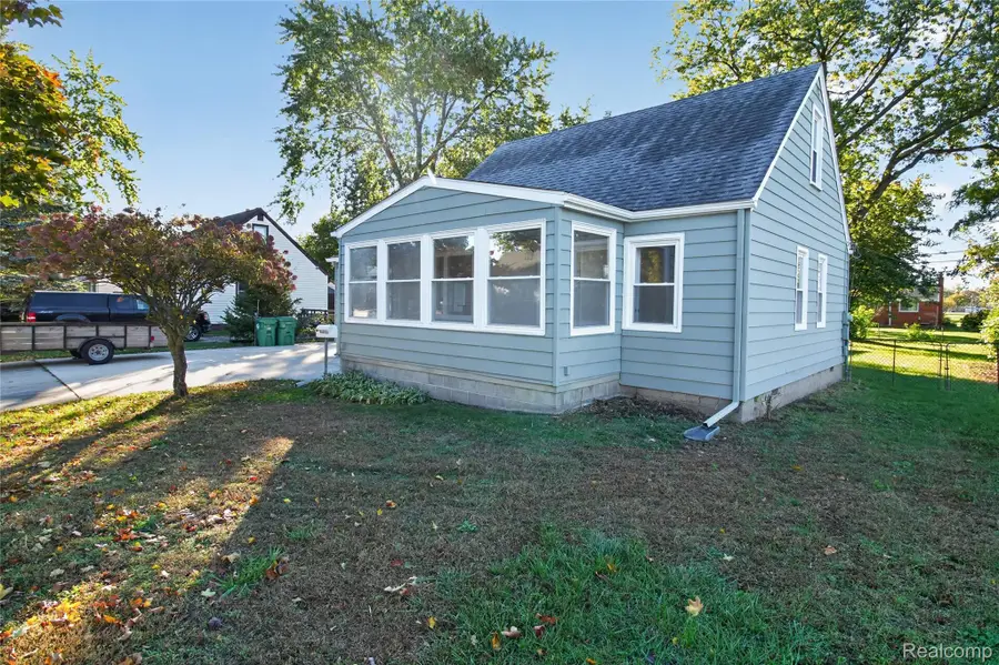 30925 Block ST, Garden City, MI 48135 - #2