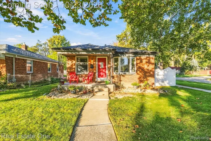 17745 Centralia, Redford, MI 48240 - #2