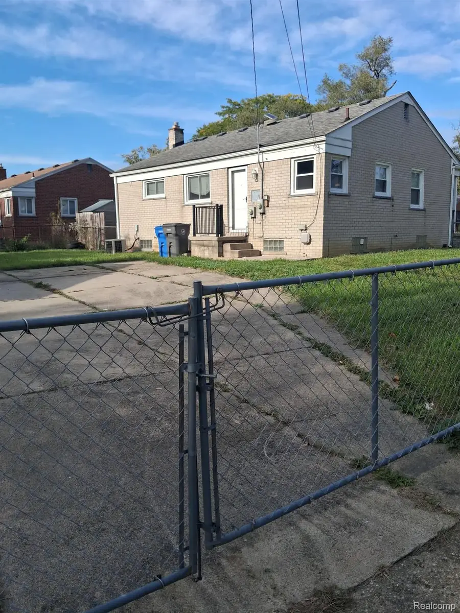 1830 Lexington PKWY, Inkster, MI 48141 - #2
