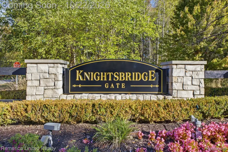 27065 Ladbroke ST, Novi, MI 48374 - #2