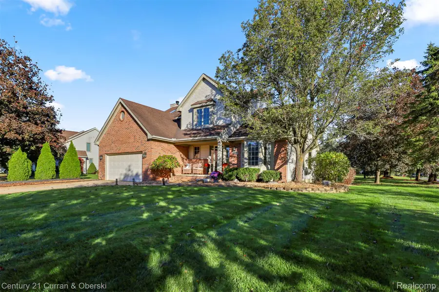 9279 Azalea CT, Brighton, MI 48116 - #2