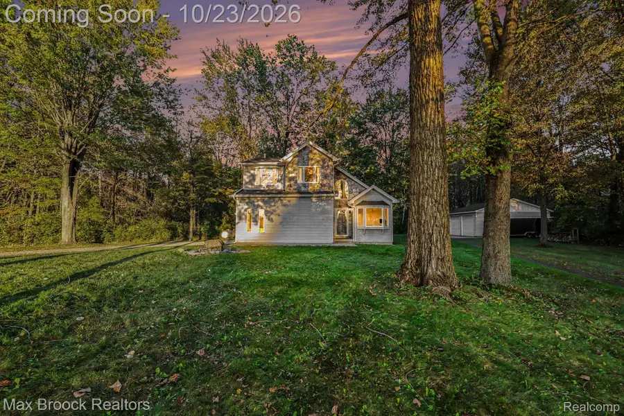 8223 Morrow RD, Algonac, MI 48001 - #2