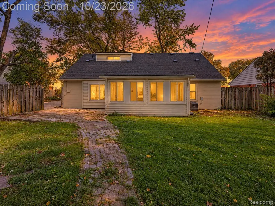 428 Girard AVE, Royal Oak, MI 48073 - #2