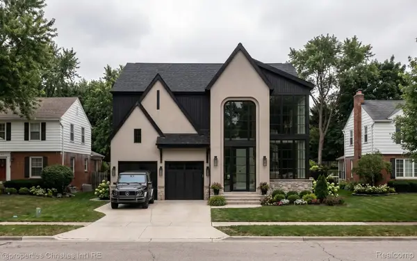 1696 Hazel, Birmingham, MI 48009