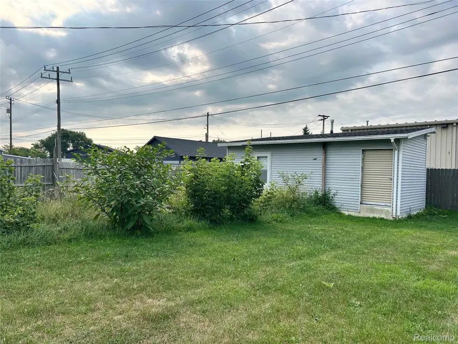 2222 Moak ST, Port Huron, MI 48060 - #2