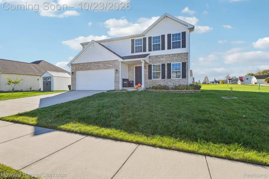 2885 Berkshire ST, Lapeer, MI 48446 - #3
