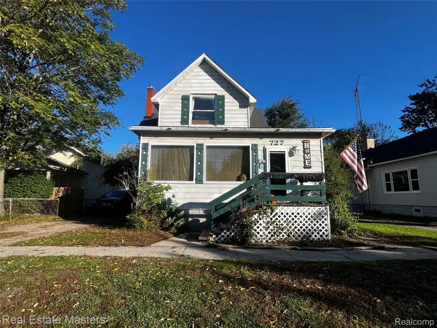 727 Minnie ST, Port Huron, MI 48060 - #2
