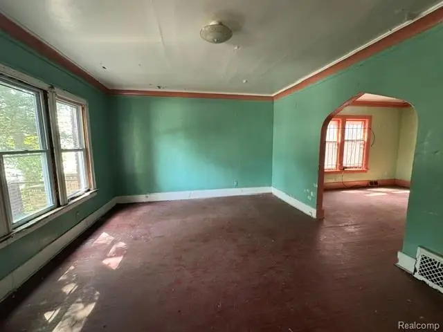 2430 Clairmount ST, Detroit, MI 48206 - #2