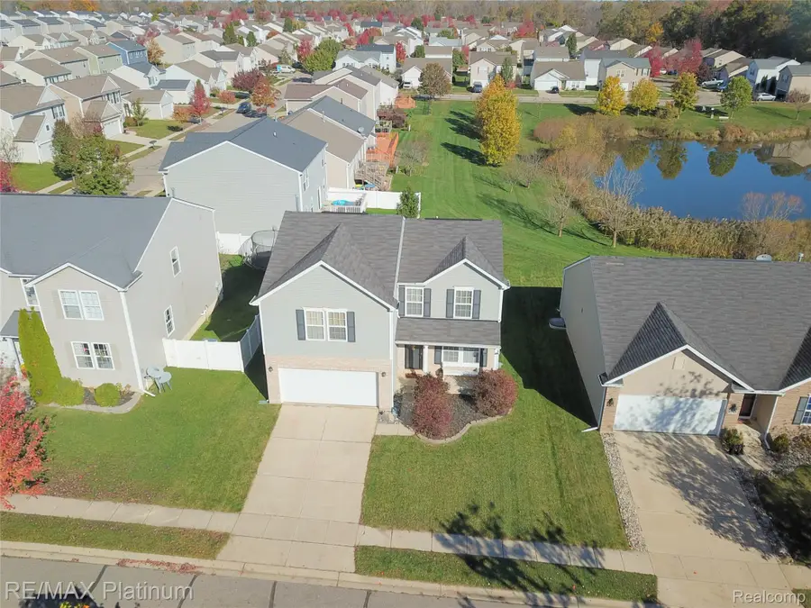 8576 Manistee River DR, Fowlerville, MI 48836 - #3