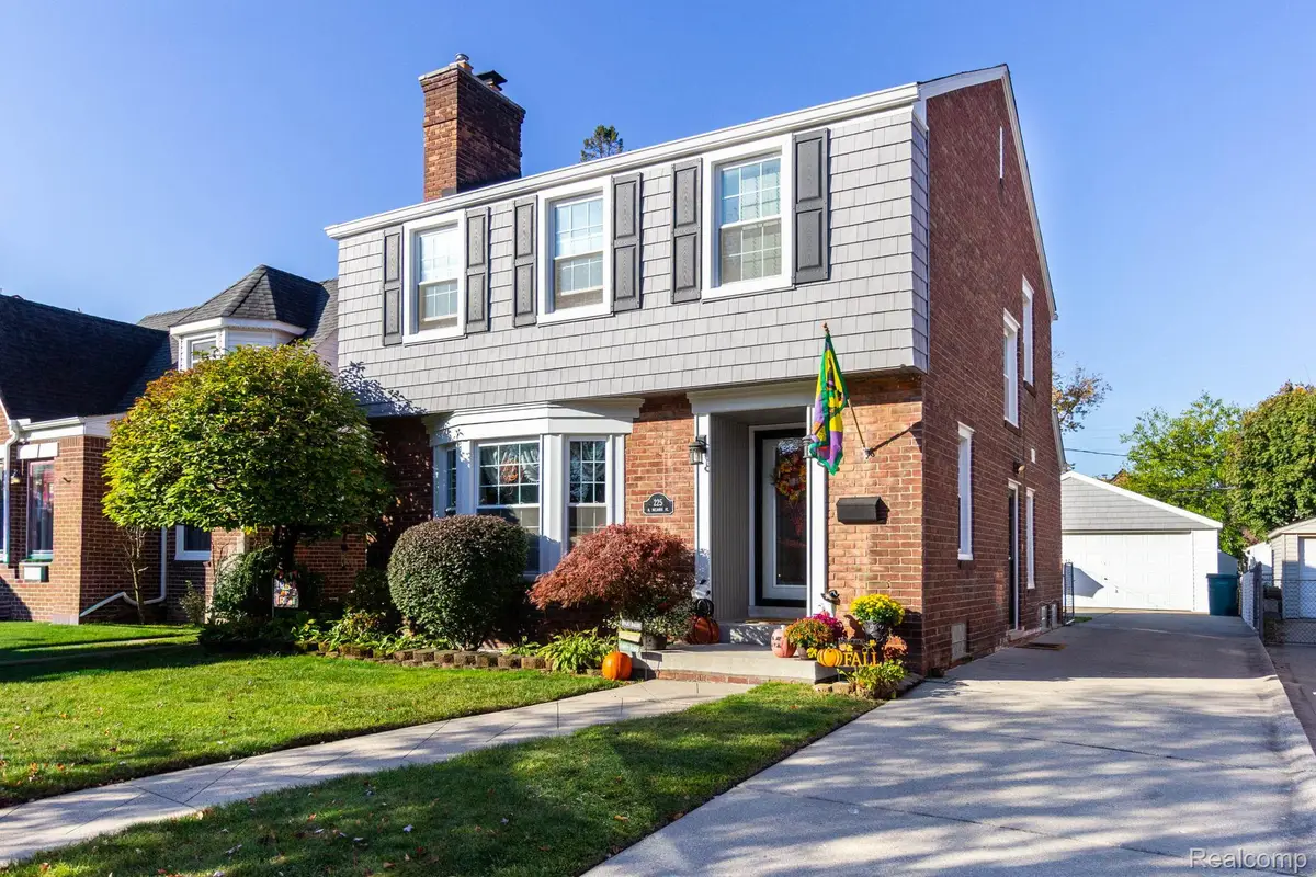 225 N Melborn ST, Dearborn, MI 48128 - #1