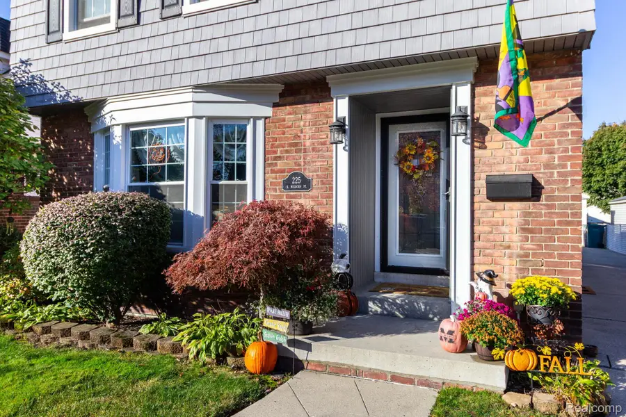 225 N Melborn ST, Dearborn, MI 48128 - #2