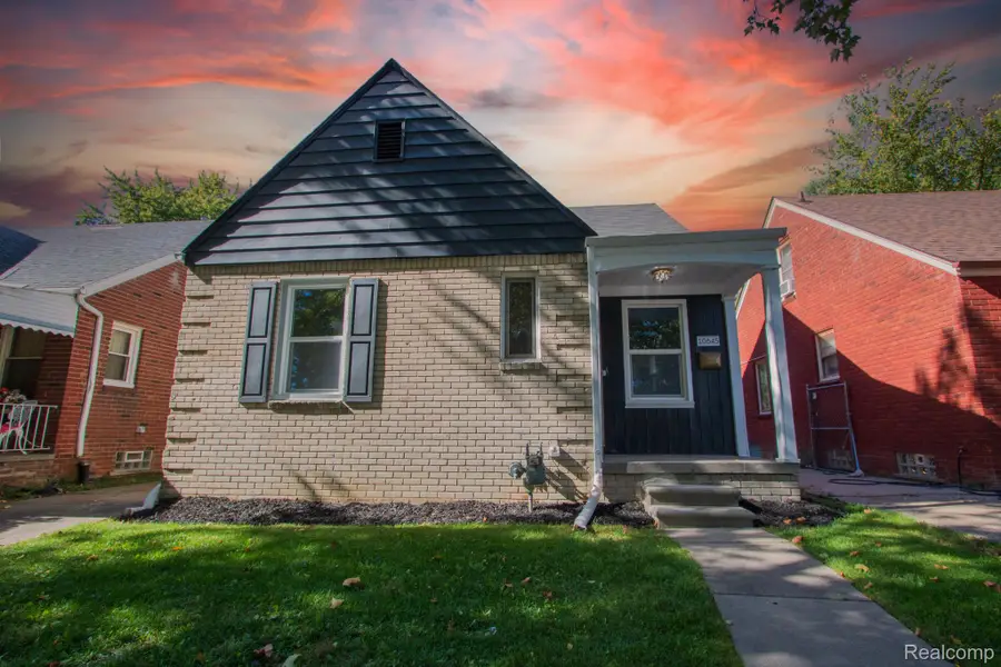10645 Wayburn ST, Detroit, MI 48224 - #2