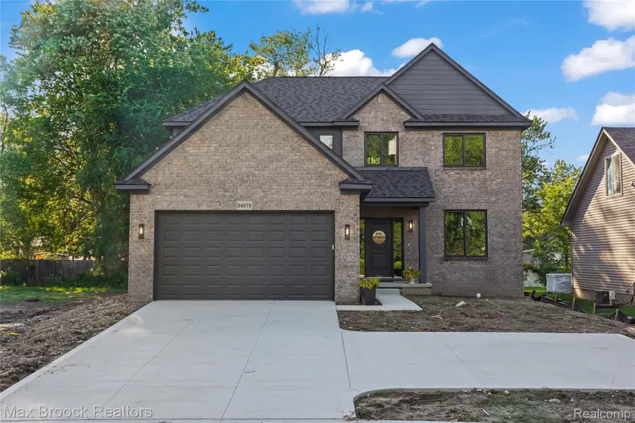 34575 Jefferson AVE, Harrison Township, MI 48045 - #2