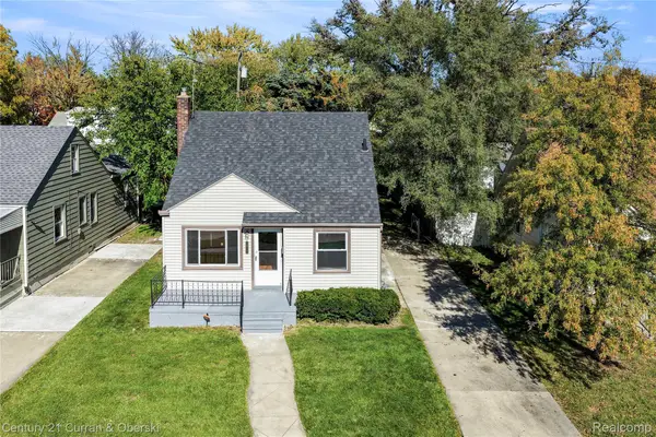 19757 Kingsville ST, HarperWoods, MI 48225