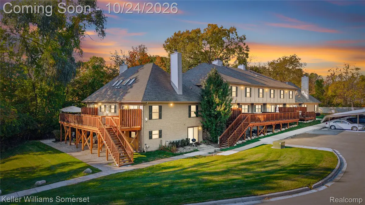 24739 Cashmere CT, Southfield, MI 48033 - #1