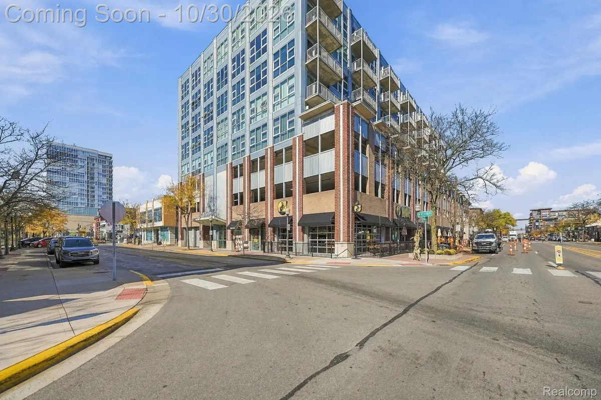 100 W 5th ST  # 712, Royal Oak, MI 48067 - #1