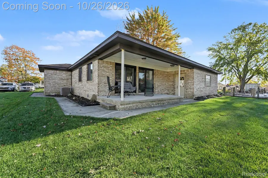 2037 W Park DR, Algonac, MI 48001 - #2