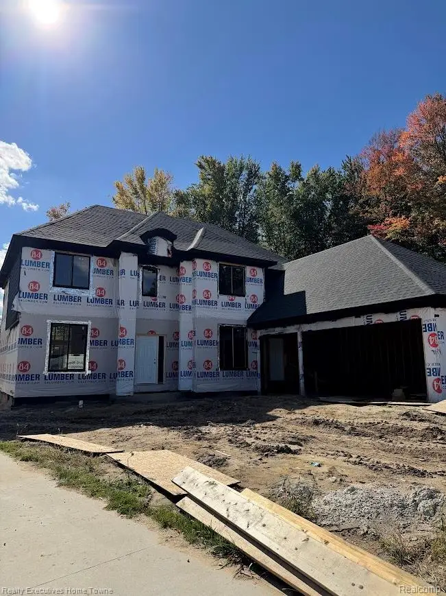 23872 Hawkshead DR, Macomb, MI 48042 - #1