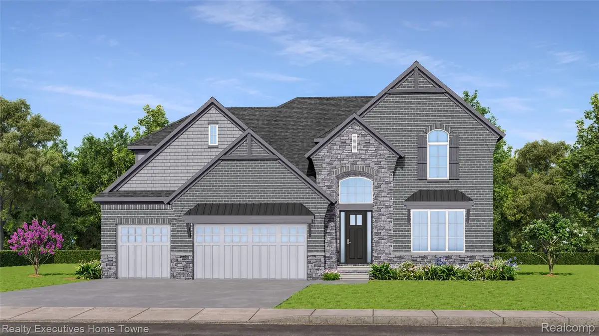 19321 Potomac DR, Macomb, MI 48044 - #1
