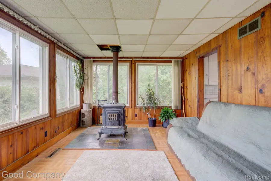 29700 Riverside Bay CT, Harrison, MI 48045 - #3