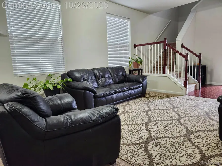 27647 Hartwick CIR, Novi, MI 48374 - #2