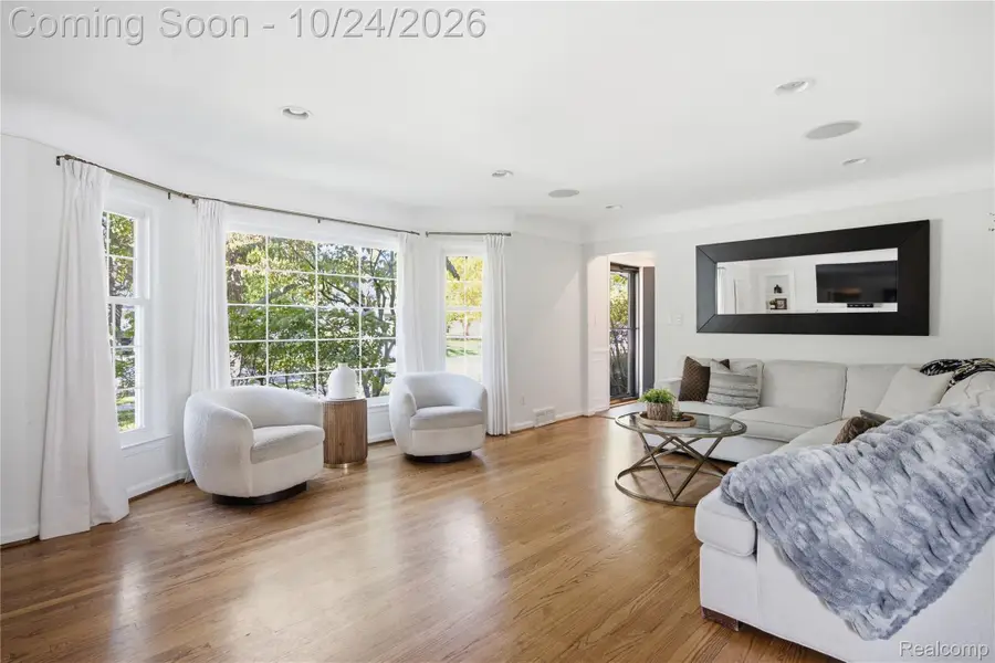 15981 Lauderdale AVE, Beverly Hills, MI 48025 - #2