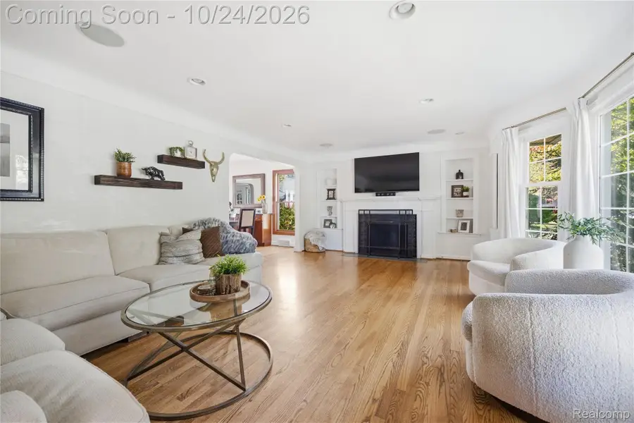 15981 Lauderdale AVE, Beverly Hills, MI 48025 - #3