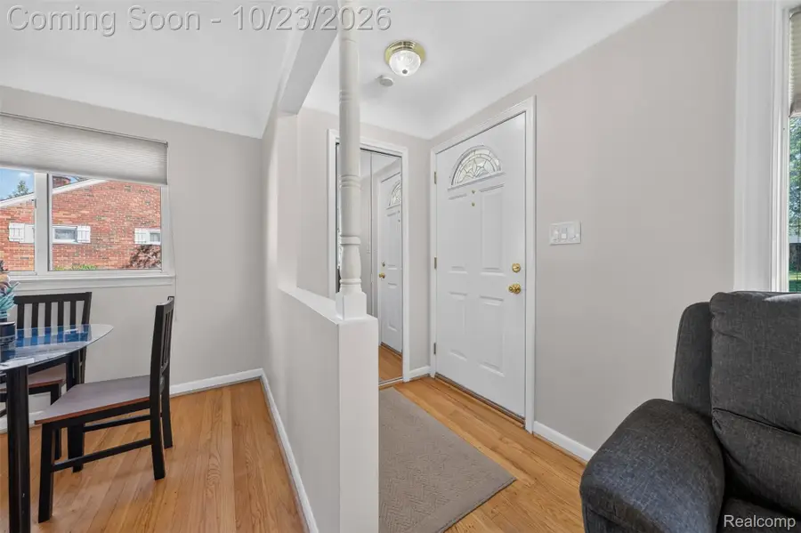 2258 Saint Joseph ST, West Bloomfield, MI 48324 - #2