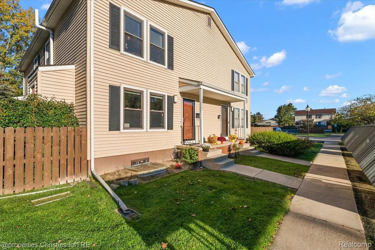 2822 Roundtree BLVD, Ypsilanti, MI 48197 - #1