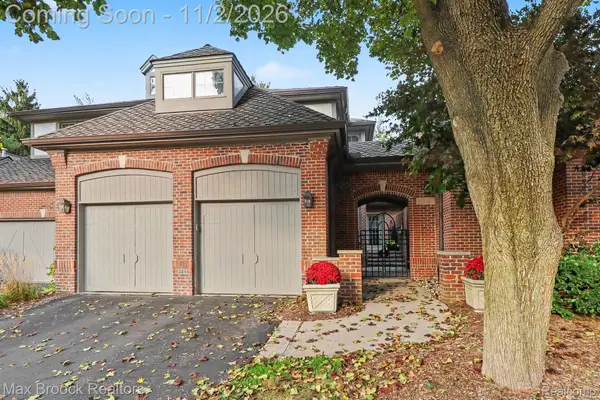 4041 Cranbrook CT  # 27, BloomfieldHills, MI 48301