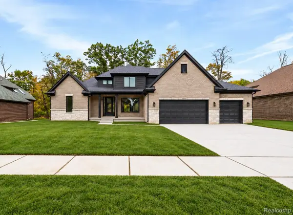 37898 Trillium PL, HarrisonTownship, MI 48045
