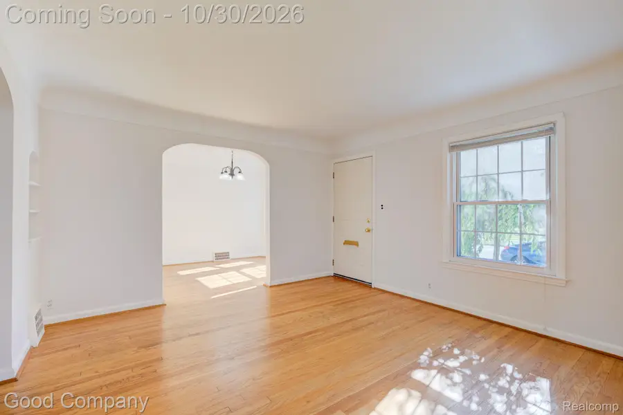 960 Columbia RD, Berkley, MI 48072 - #2