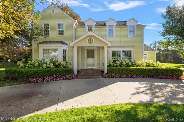 6131 Golfview DR, BloomfieldHills, MI 48301