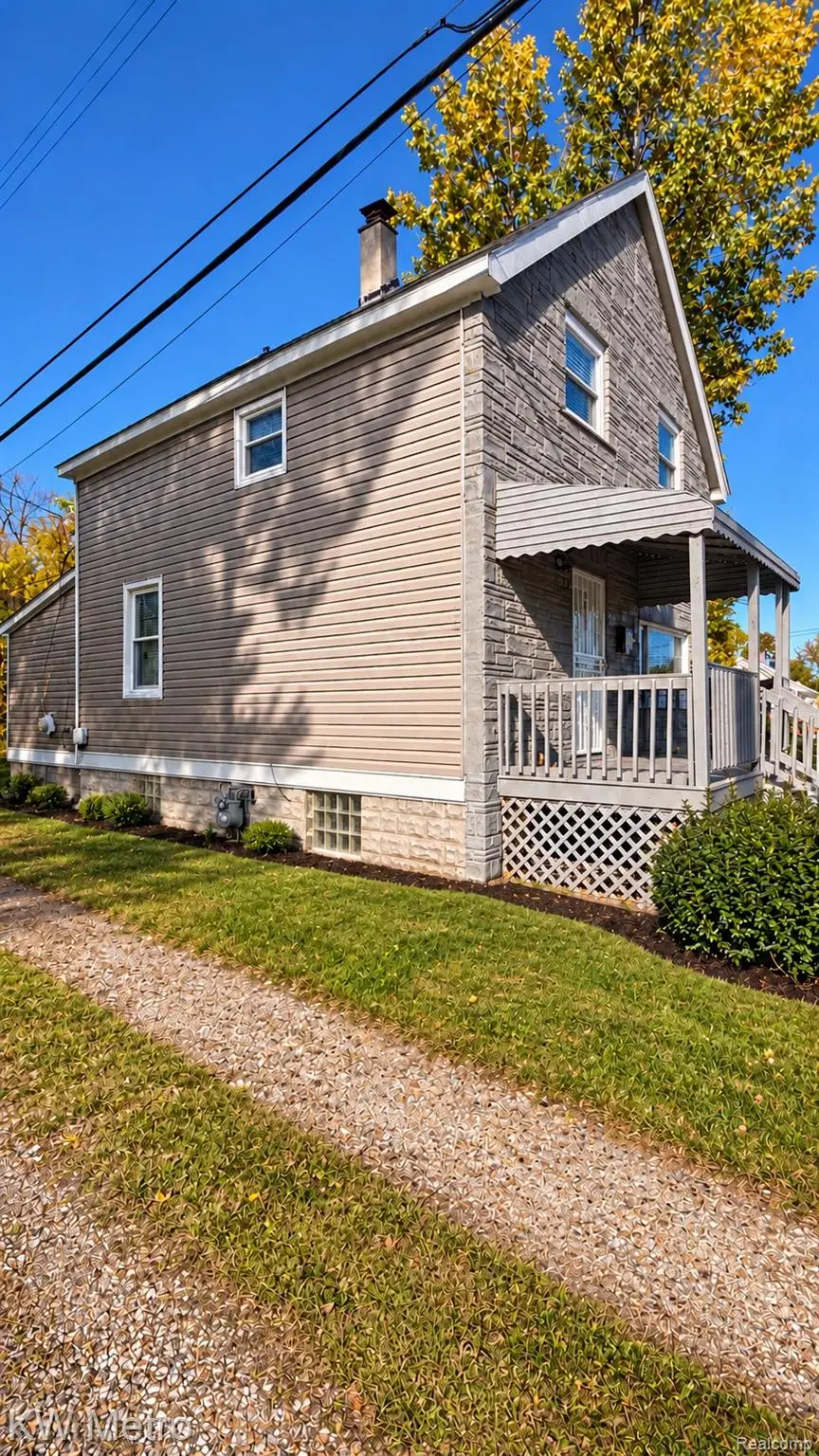 9325 E Warren AVE, Detroit, MI 48214 - #3
