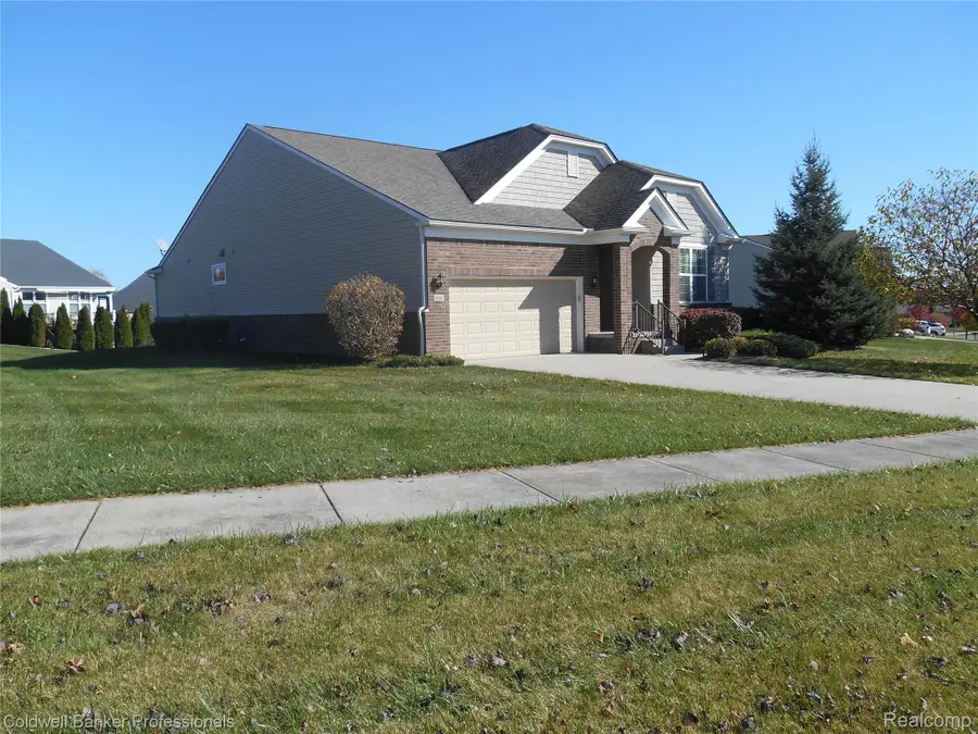 6205 Merion LN, Grand Blanc, MI 48439 - #3