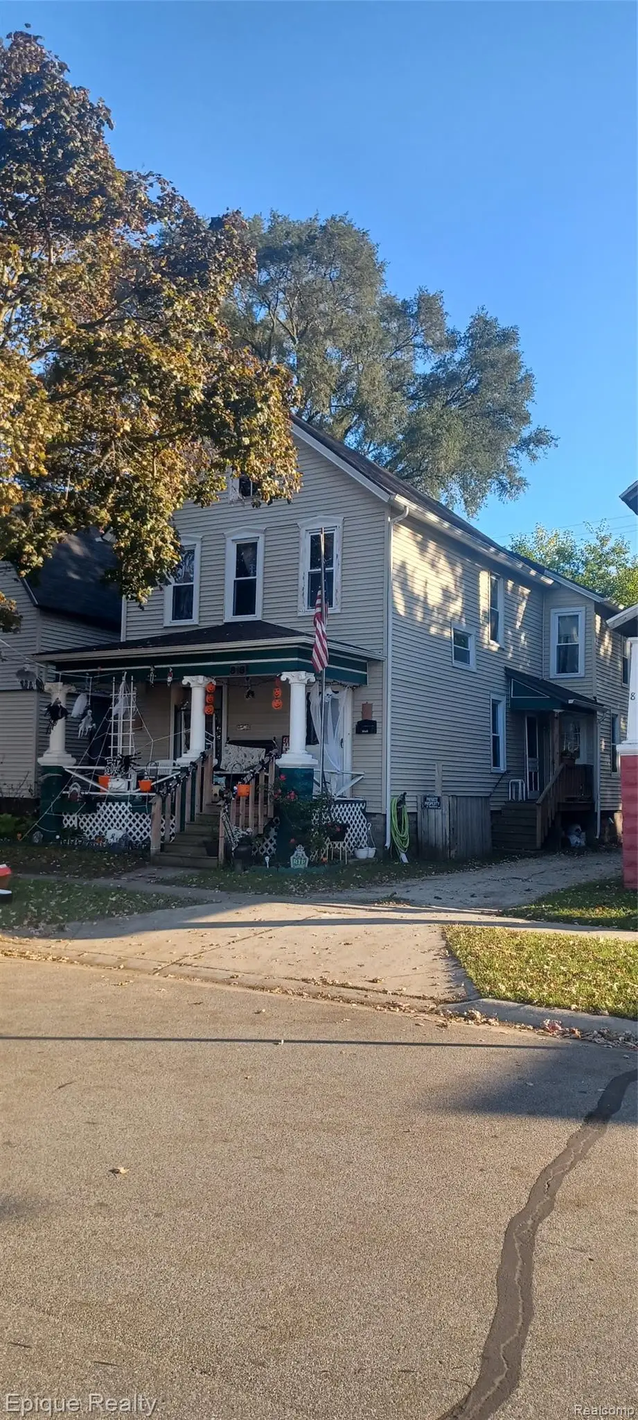 818 White ST, Port Huron, MI 48060 - #1