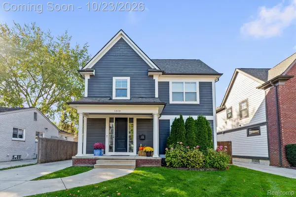1010 McLean AVE, RoyalOak, MI 48067