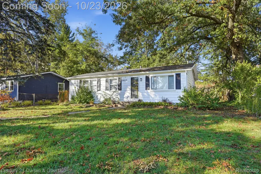 9650 Cooley Lake RD, White Lake, MI 48386 - #2