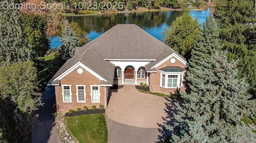 1616 Apple LN, Bloomfield Hills, MI 48302 - #2