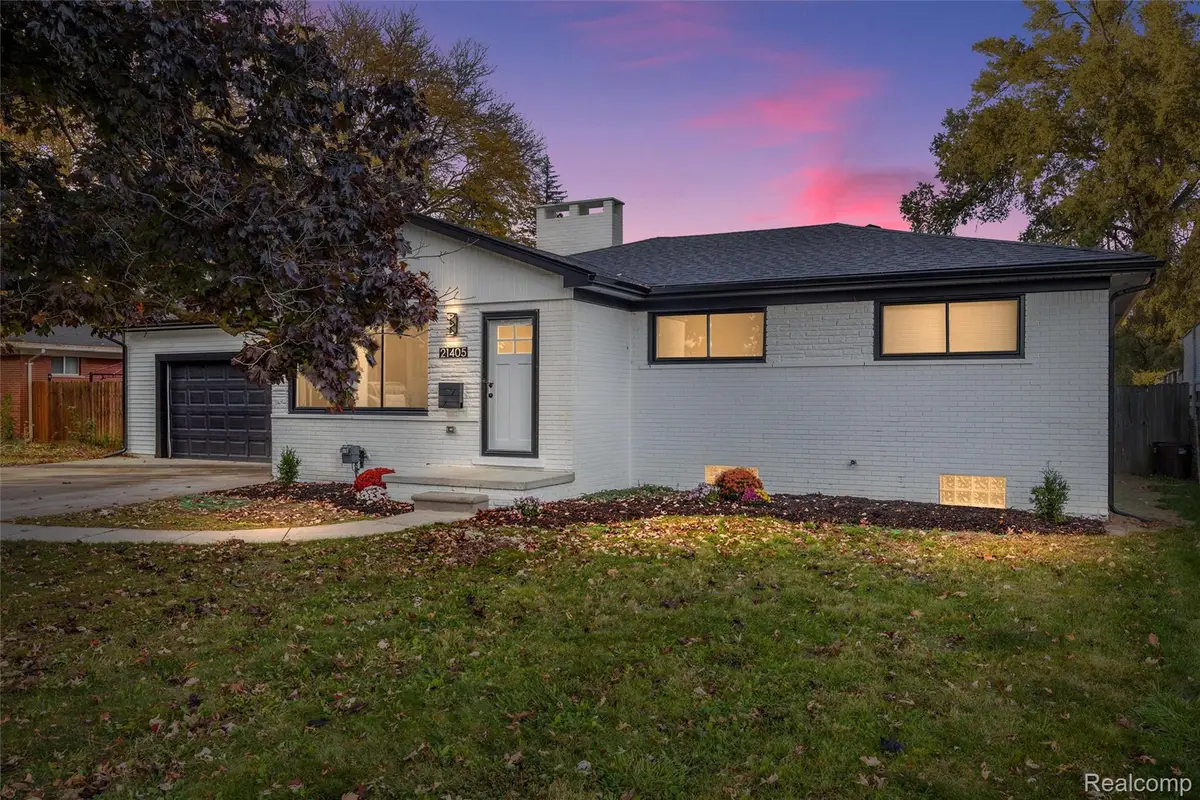 21405 Raymond ST, Saint Clair Shores, MI 48082 - #1