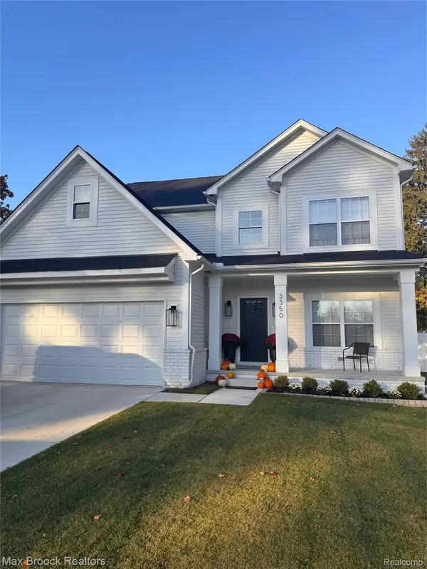 3350 Rockhaven AVE, RochesterHills, MI 48309