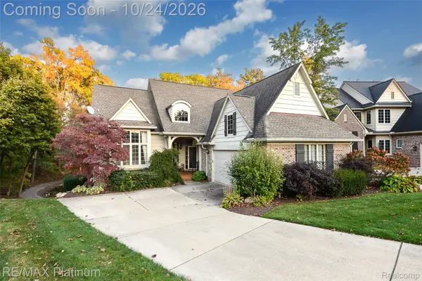 4475 Quebec LN, Brighton, MI 48116