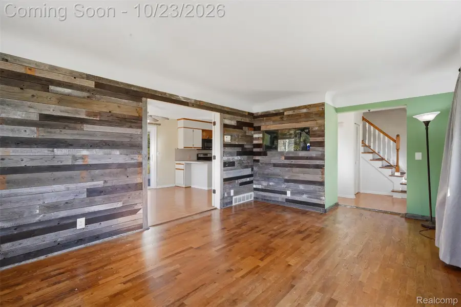 3456 S Irish RD, Davison, MI 48423 - #3