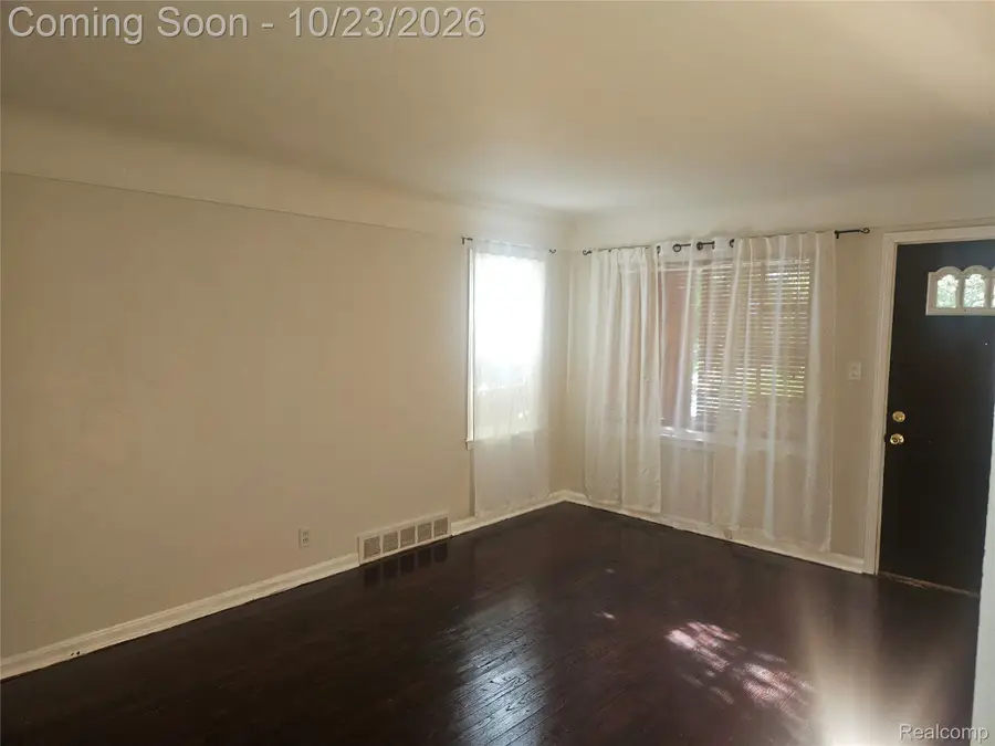3722 Gratiot AVE, Flint, MI 48503 - #2