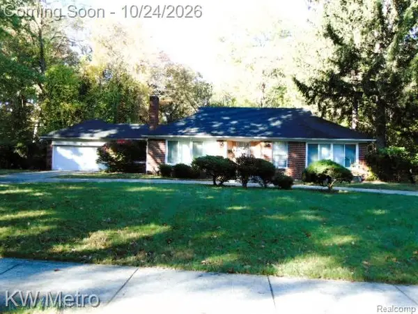 17735 Pierson ST, Detroit, MI 48219