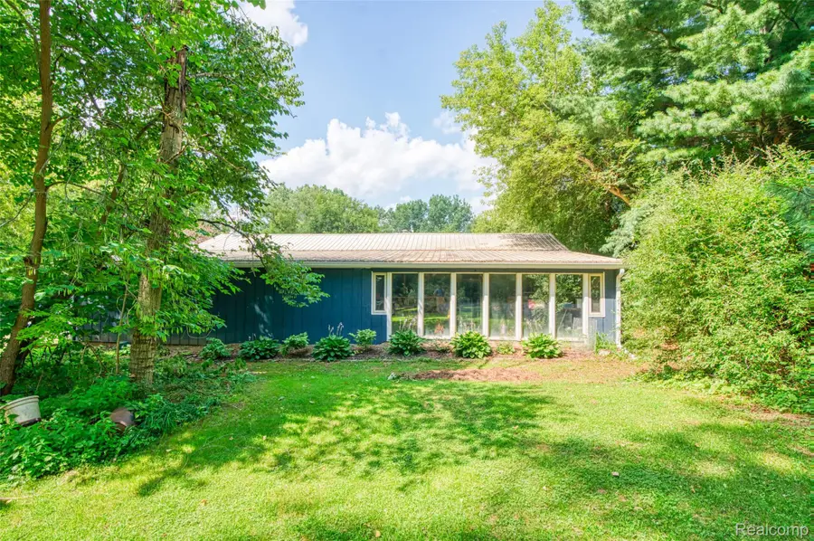 575 E Dansville RD, Dansville, MI 48819 - #2