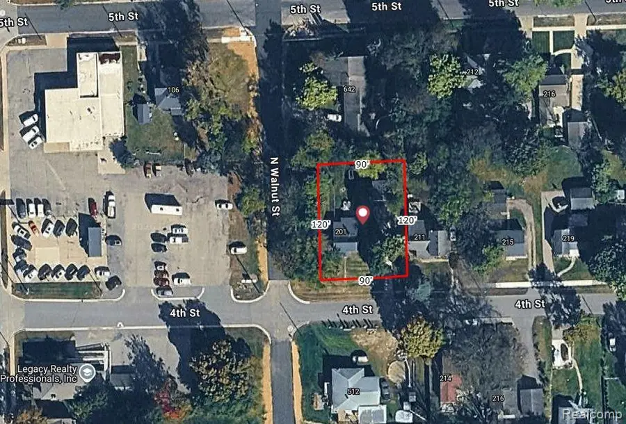 201 4th ST, Fenton, MI 48430 - #2