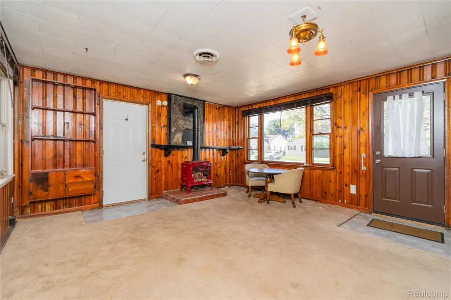 13325 Helen ST, Southgate, MI 48195 - #3