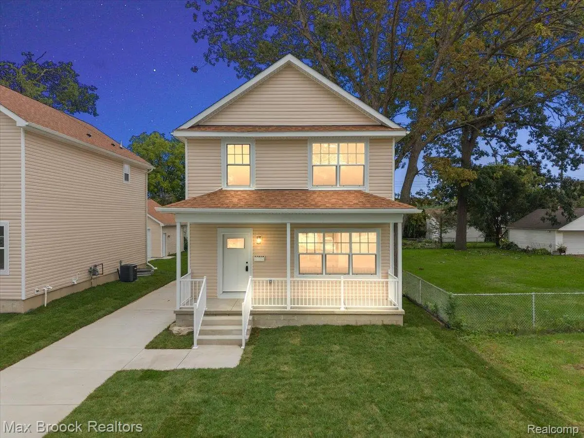 27824 Groveland ST, Madison Heights, MI 48071 - #1