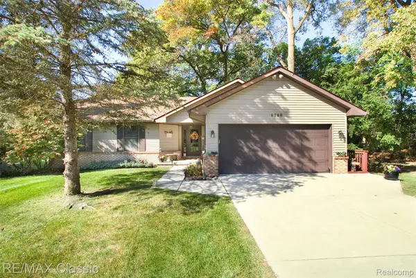 4768 Dillon ST, Brighton, MI 48116
